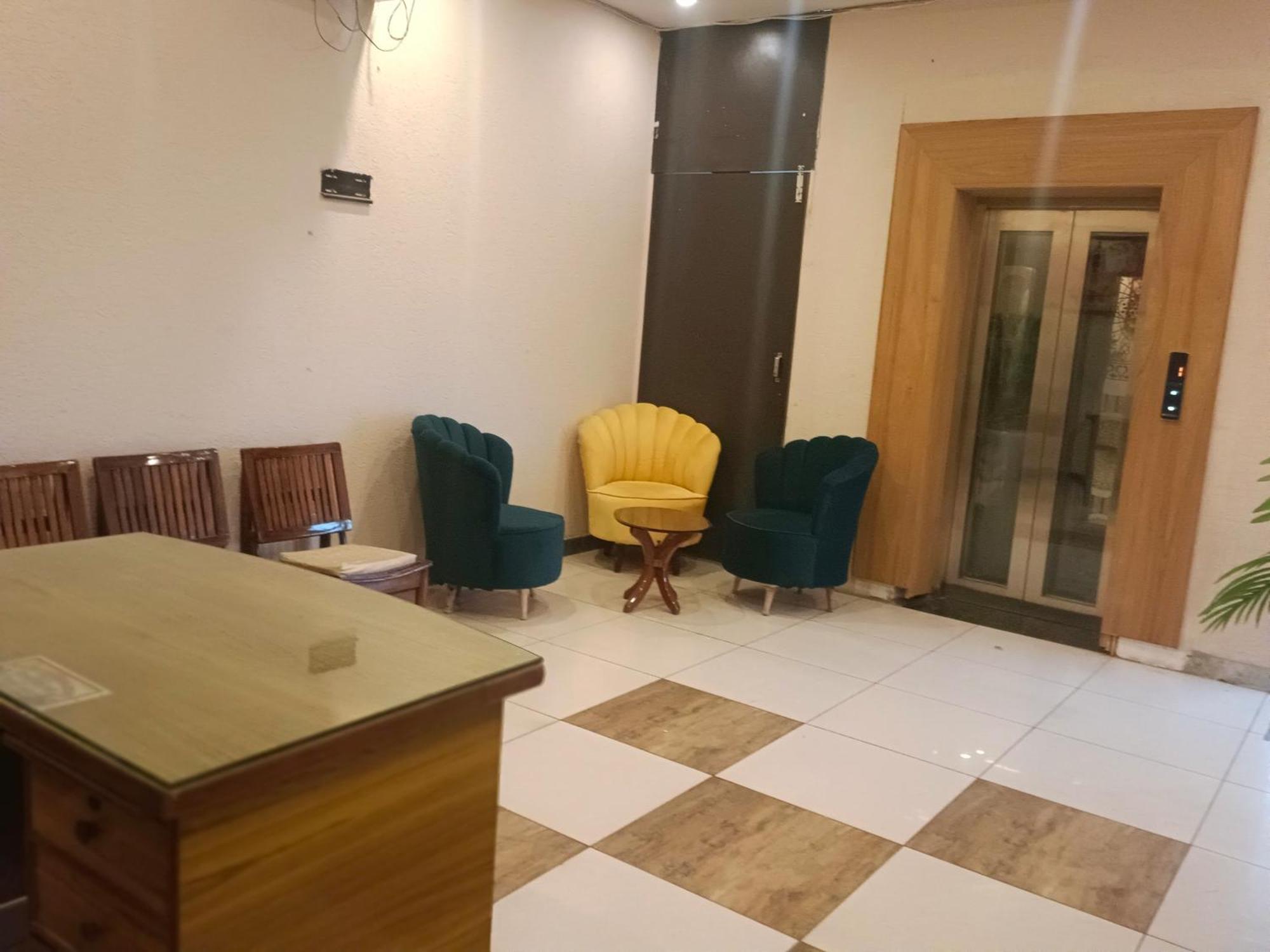 The Aura Grand Hotel & Banquet - A Unit Of Sitara Kollection Hotels Rohtak Екстериор снимка